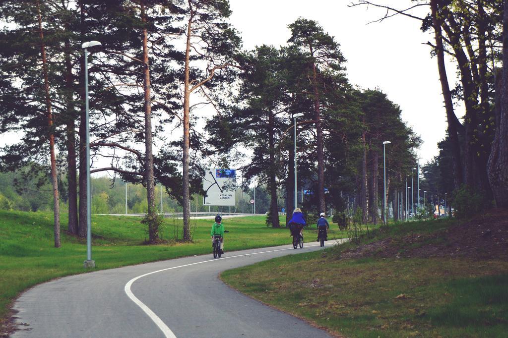 Saare Automatic Hostel Pärnu Buitenkant foto